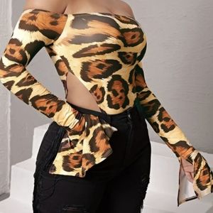 NWOT Off The Shoulder Bodysuit